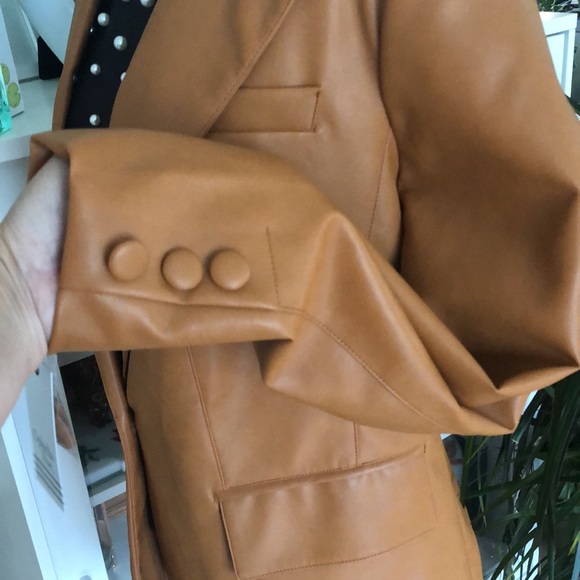 Gorgeous 1X Butter Soft Faux Leather Blazer terra-cotta/caramel colour NWT - Picture 4 of 9